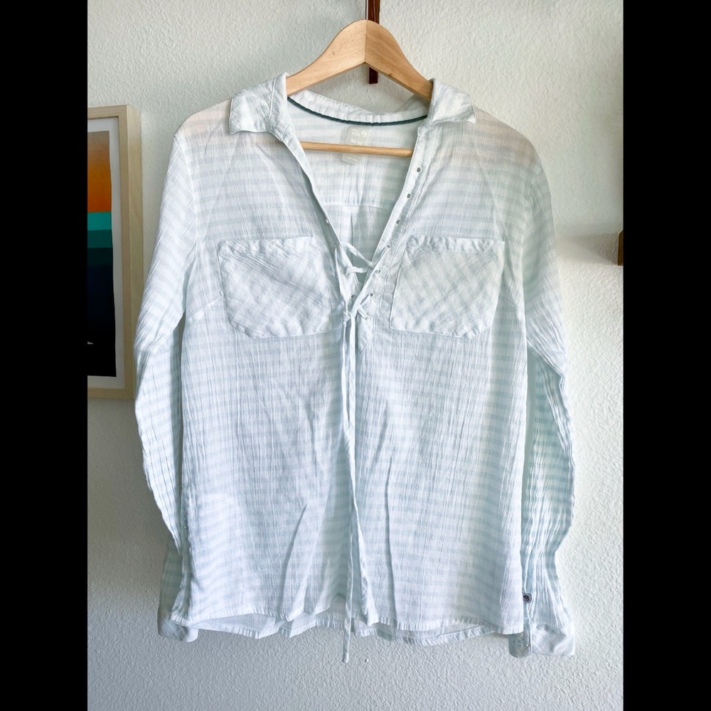 Mountain Hardware size medium long sleeve cotton shirt